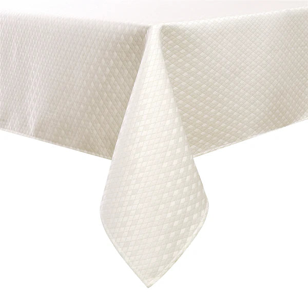 Jacquard White & Gold Diamond Tablecloth