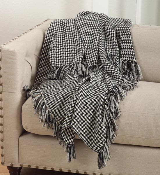 Houndstooth Throw